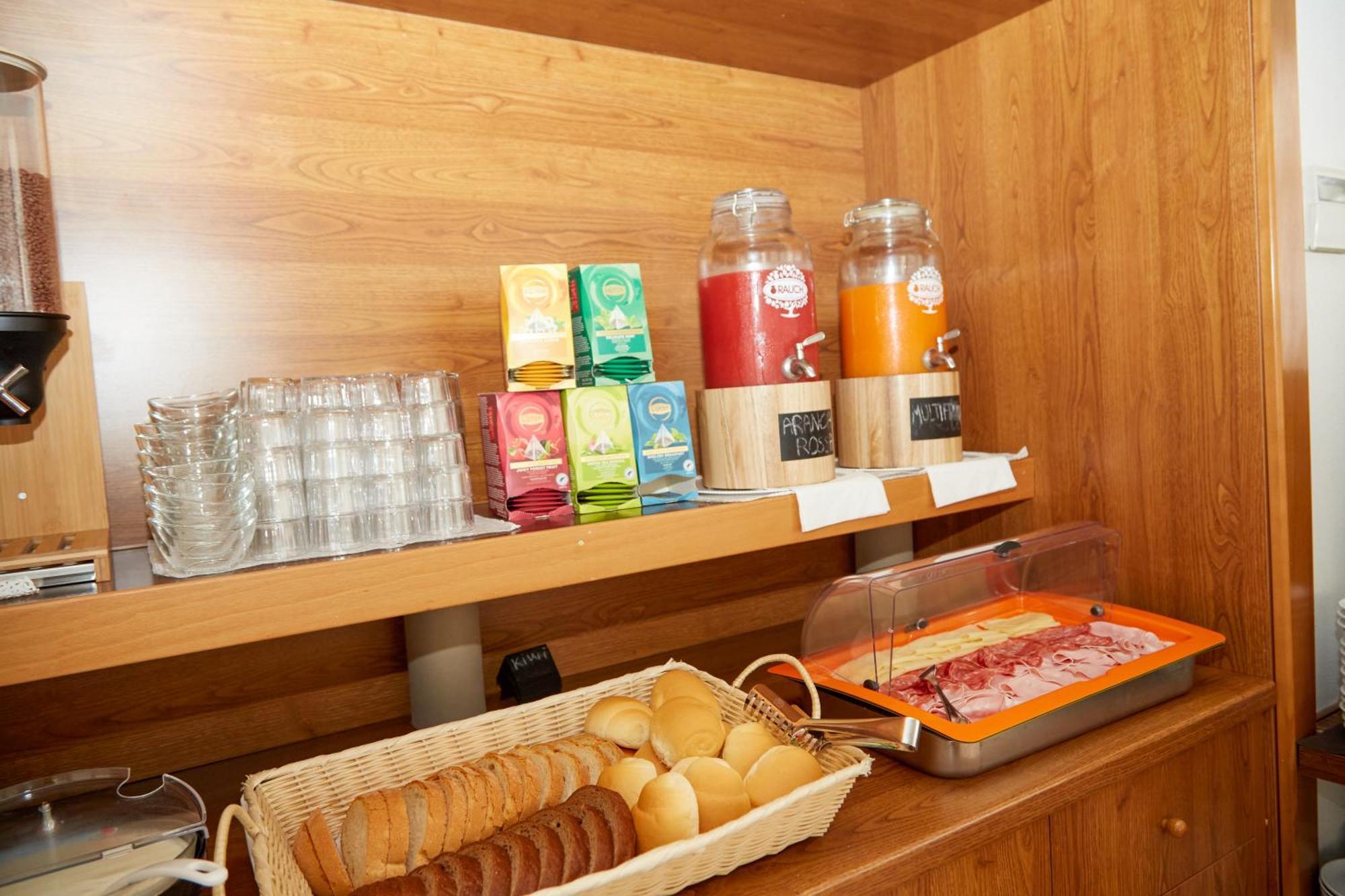Hotel Italia체르비아 외부 사진