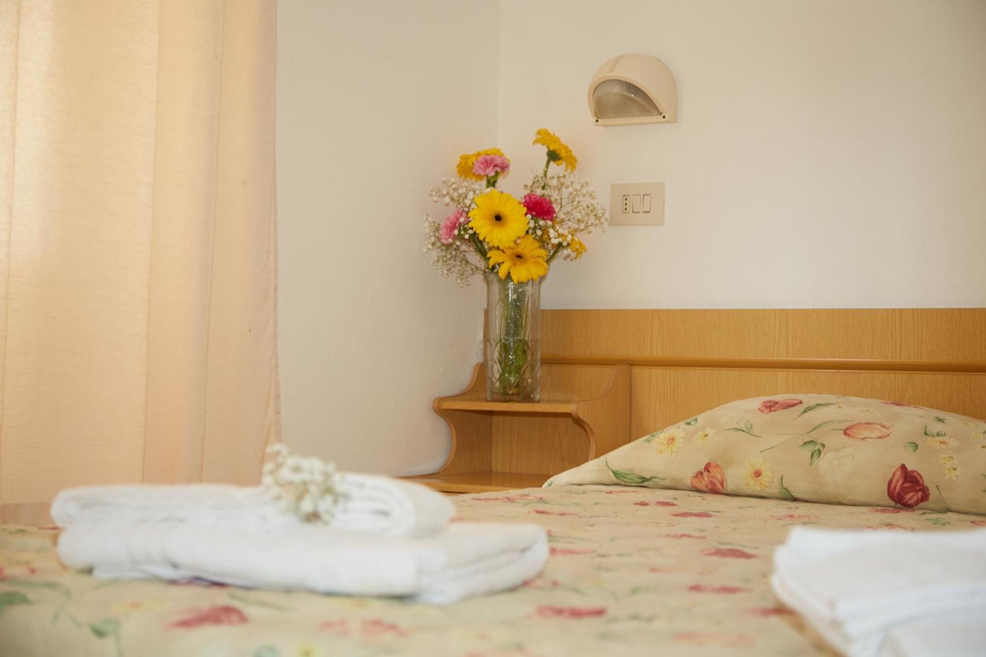 Hotel Italia체르비아 외부 사진