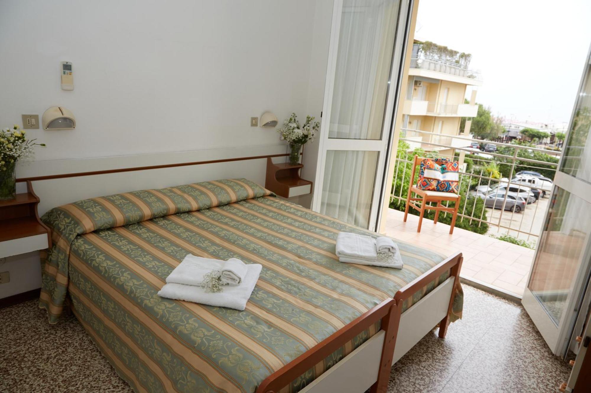 Hotel Italia체르비아 외부 사진