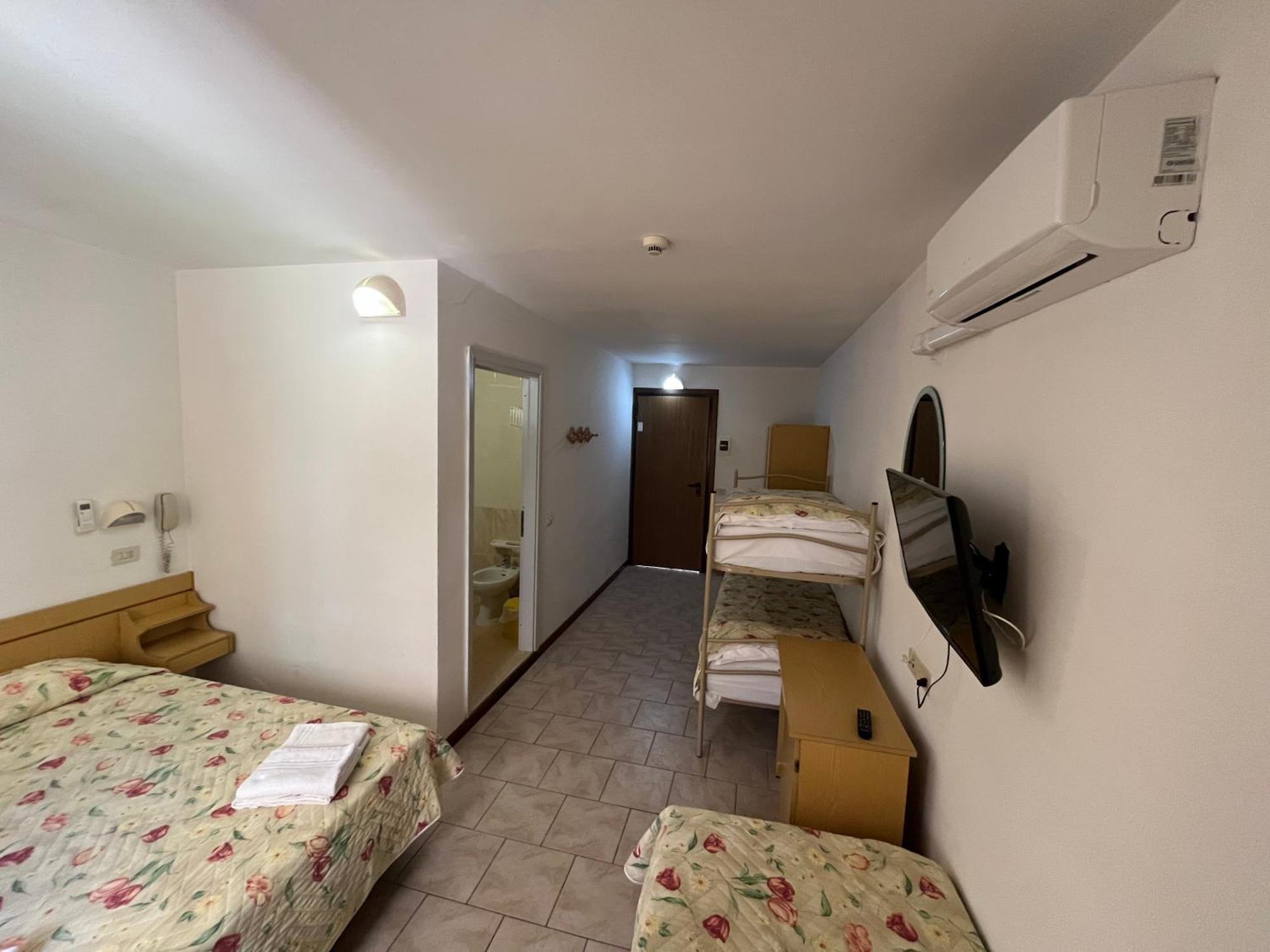 Hotel Italia체르비아 외부 사진