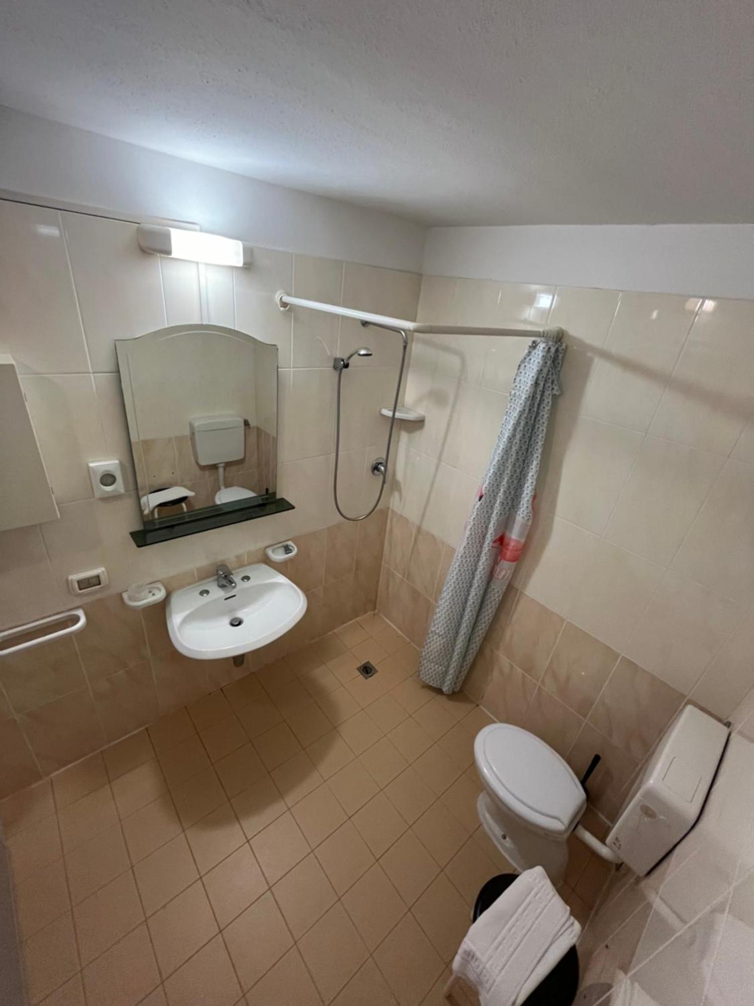 Hotel Italia체르비아 외부 사진